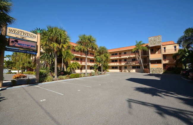 Westwinds Waterfront Resort - Foto 39