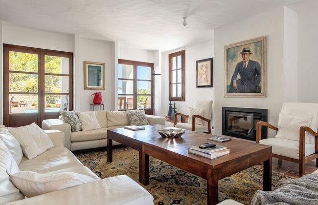 San Josep 6-bed Villa, Sleeps 14, Pool & Sea View - Photo 15