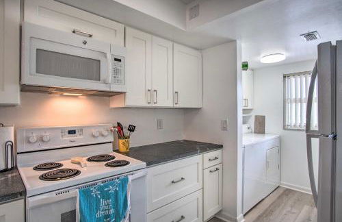 Sunny Cocoa Beach Condo with Balcony and Pool Access - Foto 20