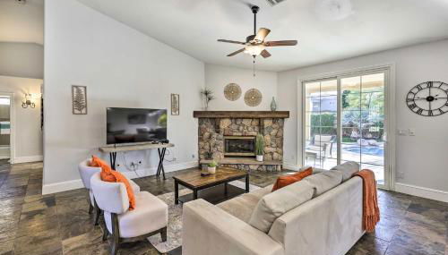 Tee Off, Relax Poolside! Family Home in Scottsdale - Foto 2