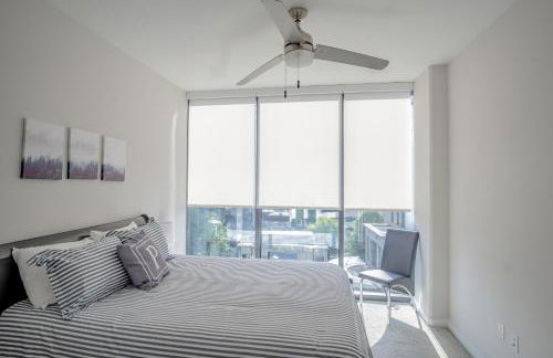 High Rise 2 Bedroom apartment in a Great location apts - Foto 6