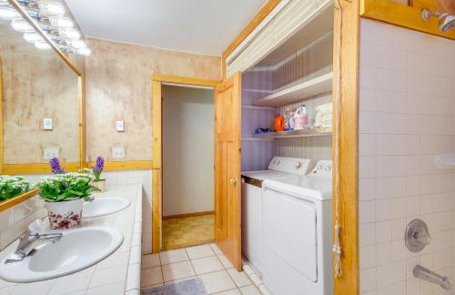 6 Mi to Chico Hot Springs Villa with River Access - Foto 15