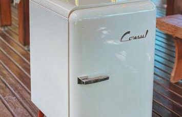 Sítio com piscina, churrasqueira, lareira, fogão à lenha, mesa de sinuca e vista para as montanhas - Foto 11