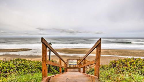 Lincoln City Condo Pool Access, Walk to Beach! - Foto 2