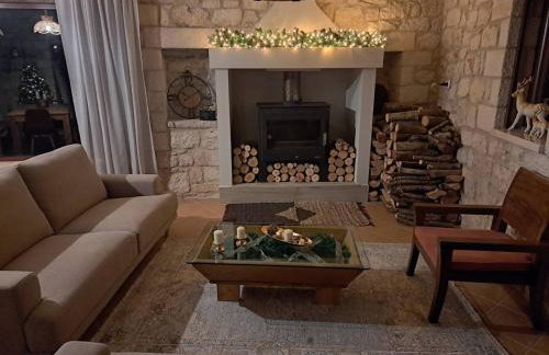 Villa Agia Sofia ένα υπέροχο καταφύγιο στο βουνό - Foto 40