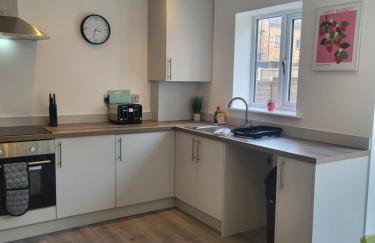 Bright & Spacious 3-Bed Rotherham Home Ideal for Families or Contractors - Foto 23