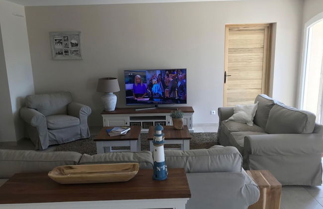 Villa in Le Plan-de-la-tour With Pool - Photo 14