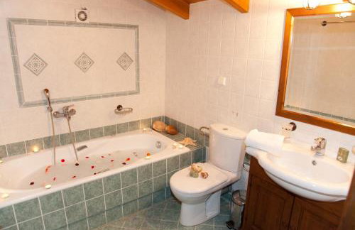 Mylos Hotel Apartments - Photo 28