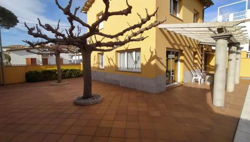 Magnolia l'Escala 2, casa con piscina y barbacoa a 100m de la playa - Foto 2