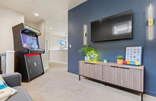 THE PENDLETON - Walkable - Arcade Loft - Modern- Light & Bright - Photo 24