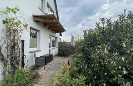 Ferienhaus An der Weinrebe in Bad Hersfeld mit Garten, 2 Bäder, 2 Schlafzimmer & Küche - gratis Parkplätze - Foto 7
