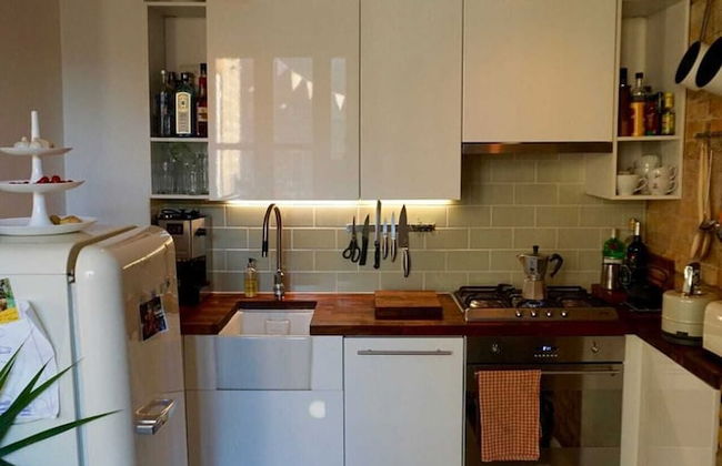 Beautiful Canalside 1-bedroom Flat With Terrace - Foto 5