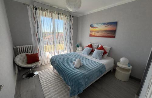 Appartement F4 meublé 75m2 trois chambres avec balcon - Foto 8