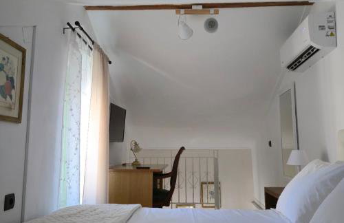 Mytilini City Center Petrino Guesthouse - Foto 41