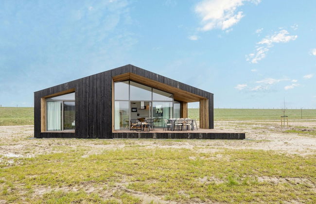 Cottage in Wissenkerke Near Nature Reserve - Photo 1