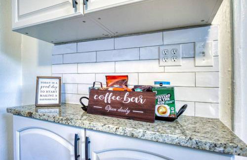 Summer Spot! Renovated Historic Avondale Gem 6BR Sleeps 12 - Foto 51