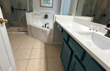 7 Bedroom, 6 bath and pool near Disney in Emerald Island 4 King Master Suites - Foto 26