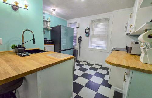 Rock N Roll, Mins to CP & SF, King, Pet OK - Foto 2