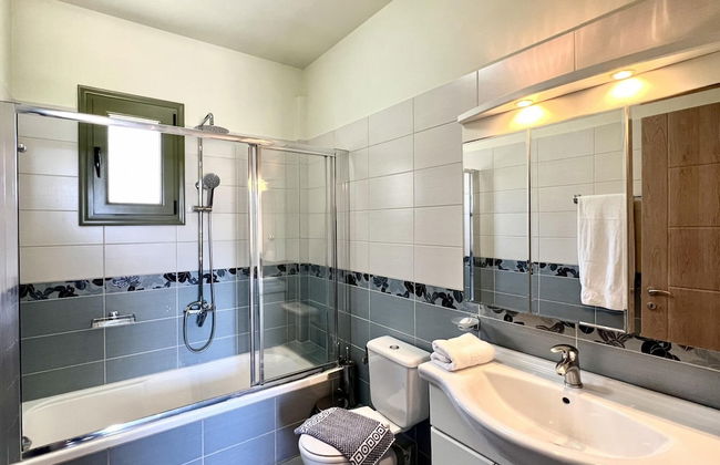 Villa Nireaus With Private Pool Sea Views - Foto 27