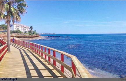 MI CAPRICHO 9C BEACHFRONT- Apartment with sea view - Costa del Sol - Photo 42