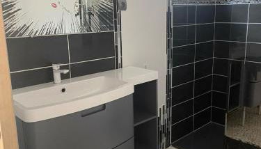 Appart Fourchambault 6/8 personnes rez de chaussée - Foto 4