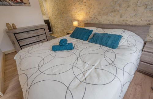 Le Four à pain - Parking - Circuit des 24h du Mans à 7 min - Golf de Mulsanne à 2 min - Photo 10