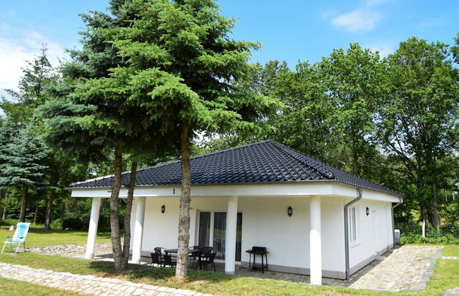 Fantastic Bungalow in Lagów with Hot Tub - Foto 1