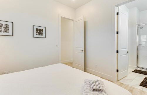 Pool Access and Private Yard Oklahoma City Retreat - Photo 13