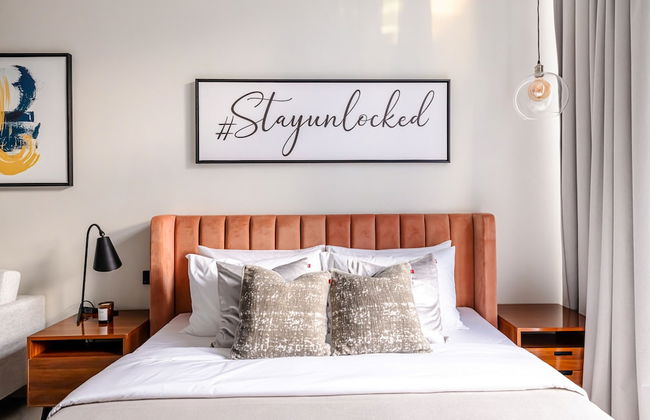 Unlock J One - Photo 10