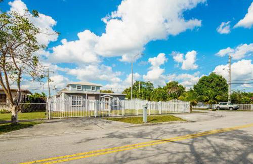 Beautiful 7-Bedroom Villa with Pool - Foto 8