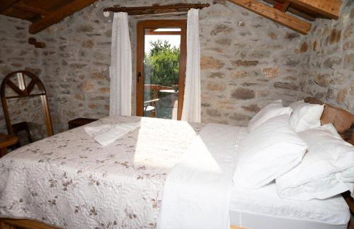 Aristoteli's Stone House - Foto 27