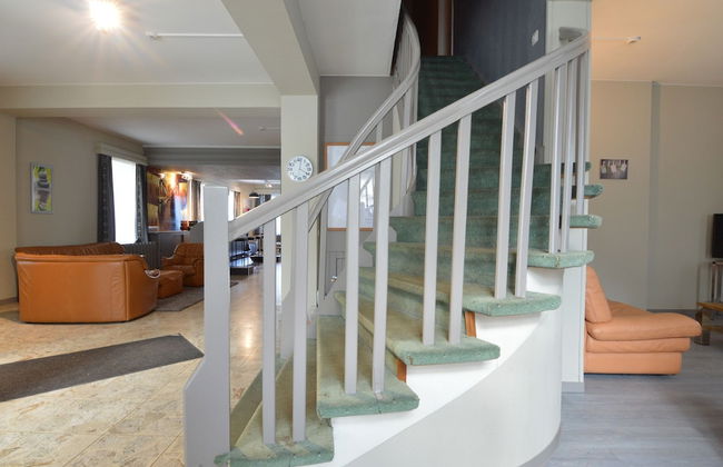 Holiday Home in Marcourt With Garden - Photo 2