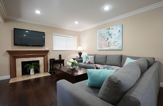 Charming Anaheim Home 1/2 Mile Walk to Disney - Foto 2