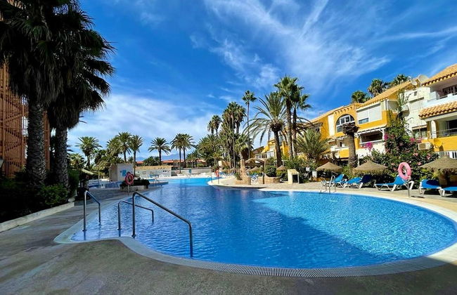 Golf & Beachside Getaway - Photo 16