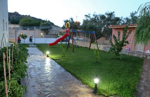 YAKINTHOS GARDEN - Foto 4