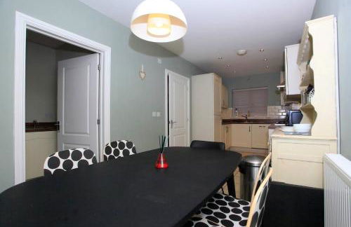 Spacious & Modern Retreat Garden Free Parking! - Foto 7