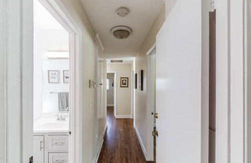 Modern Relaxing Retreat with Private Pool home - Foto 17