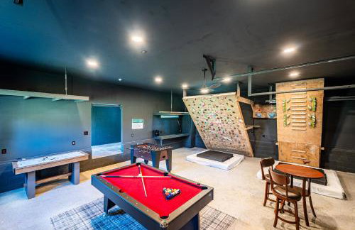 NRG Retreat Pool, Games, Theater and Rock Walls - Foto 27