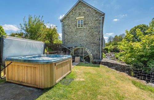 Dyffryn Glanffrwd Mill - Photo 16