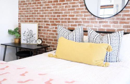 Nashville Oasis at The Muse Modern 2BR with Balcony Rooftop Views - Foto 37