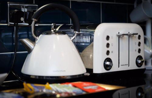 Live in Leeds Nazarene Apartments - Photo 34