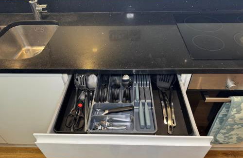 Modern 2 Bedroom Apartment in Central Croydon with Free Parking - Foto 12