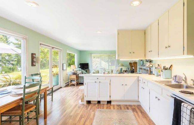 Comfy Coastal Cottage by Avantstay Mountain View - Foto 13