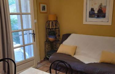 Appartement familial à Arles avec jardin et piscine - Foto 1