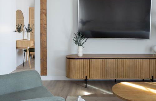 Meraki Suites - Photo 72