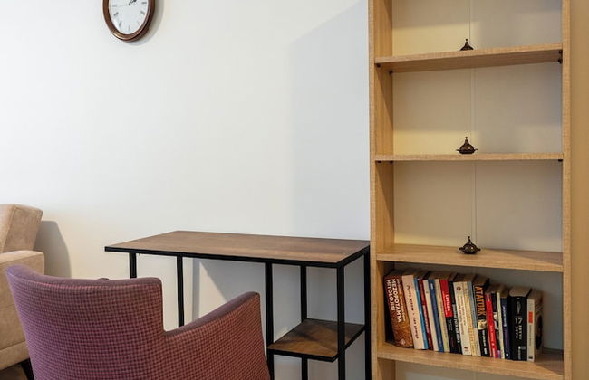 Charming 3-bedroom Apartment in the Heart of Kadıköy - Photo 17