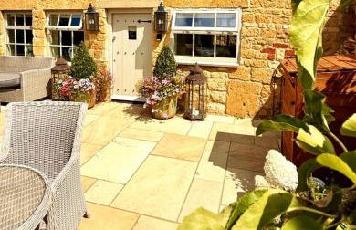 Vine Cottage - Photo 3