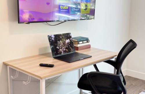 Charming 2BR Retreat Pool Gym 10min to Disneyland - Foto 41