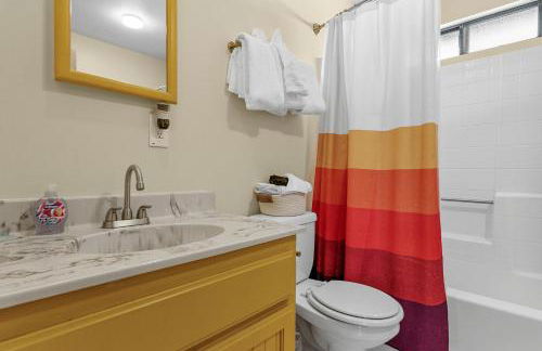 Nightcap Lodge- HOT TUB WITH BREATHTAKING MOUNTAIN VIEWS! - Foto 41