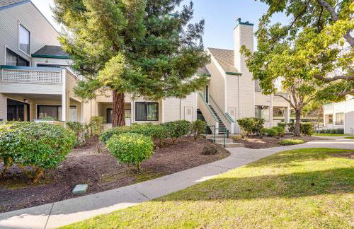 Stay and Play Bay Area Condo with Community Pool! - Foto 24